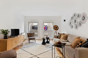 Beautiful 2 Bedroom Apartment in Bairro Alto